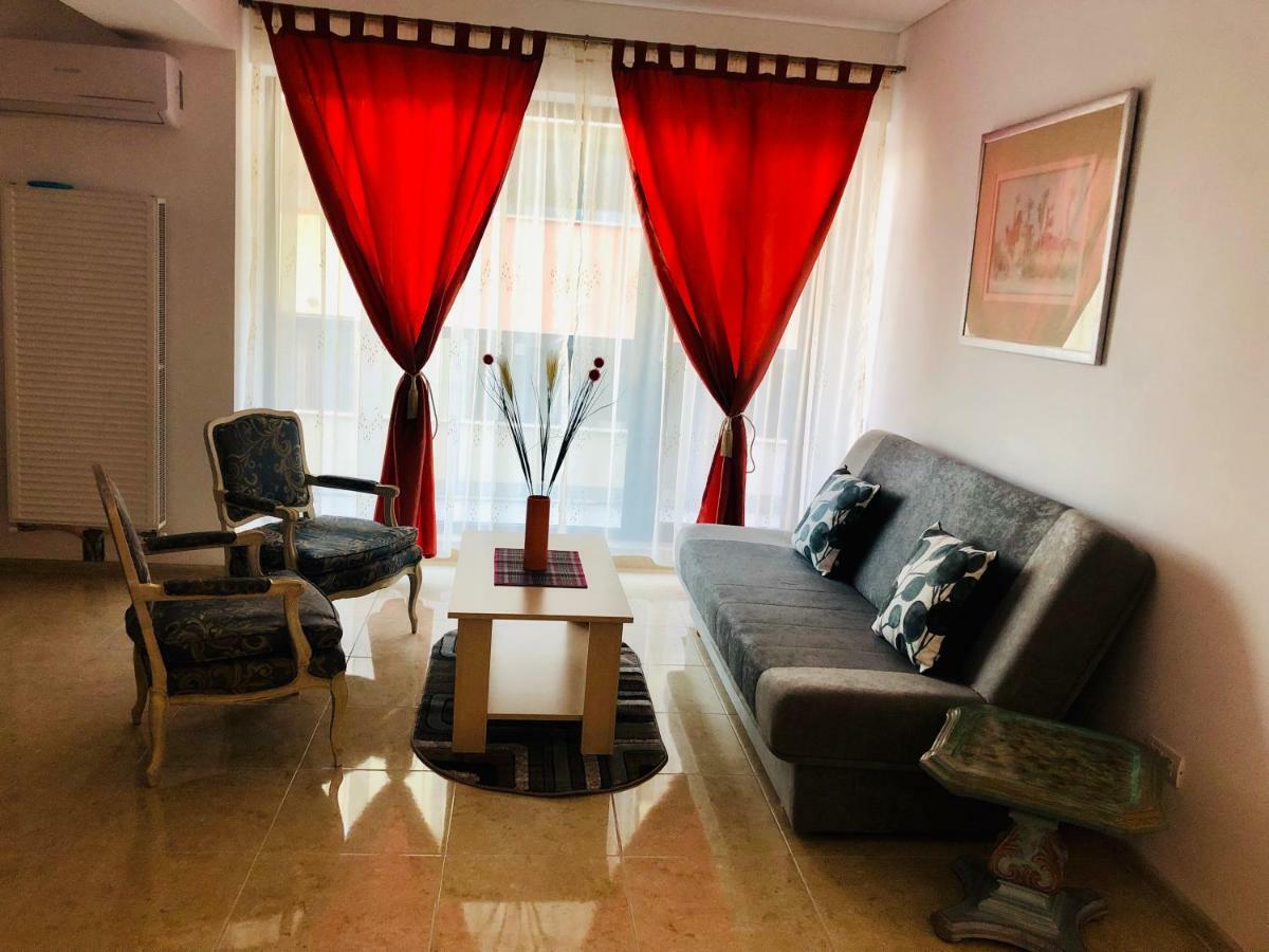 Apartament Adina مامايا المظهر الخارجي الصورة