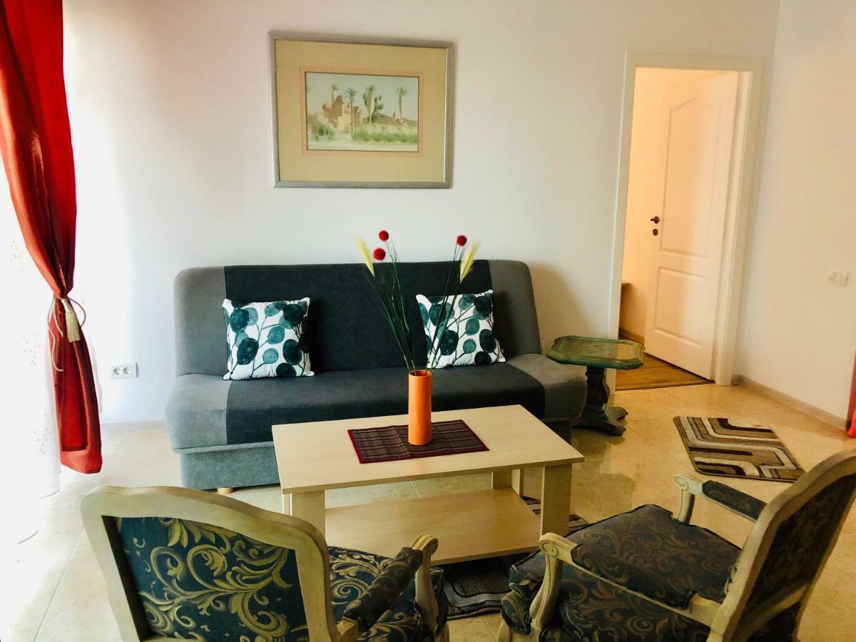 Apartament Adina مامايا المظهر الخارجي الصورة